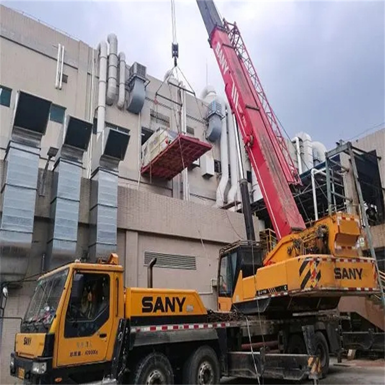 通江租赁大型汽车吊，助力工程项目高效进行