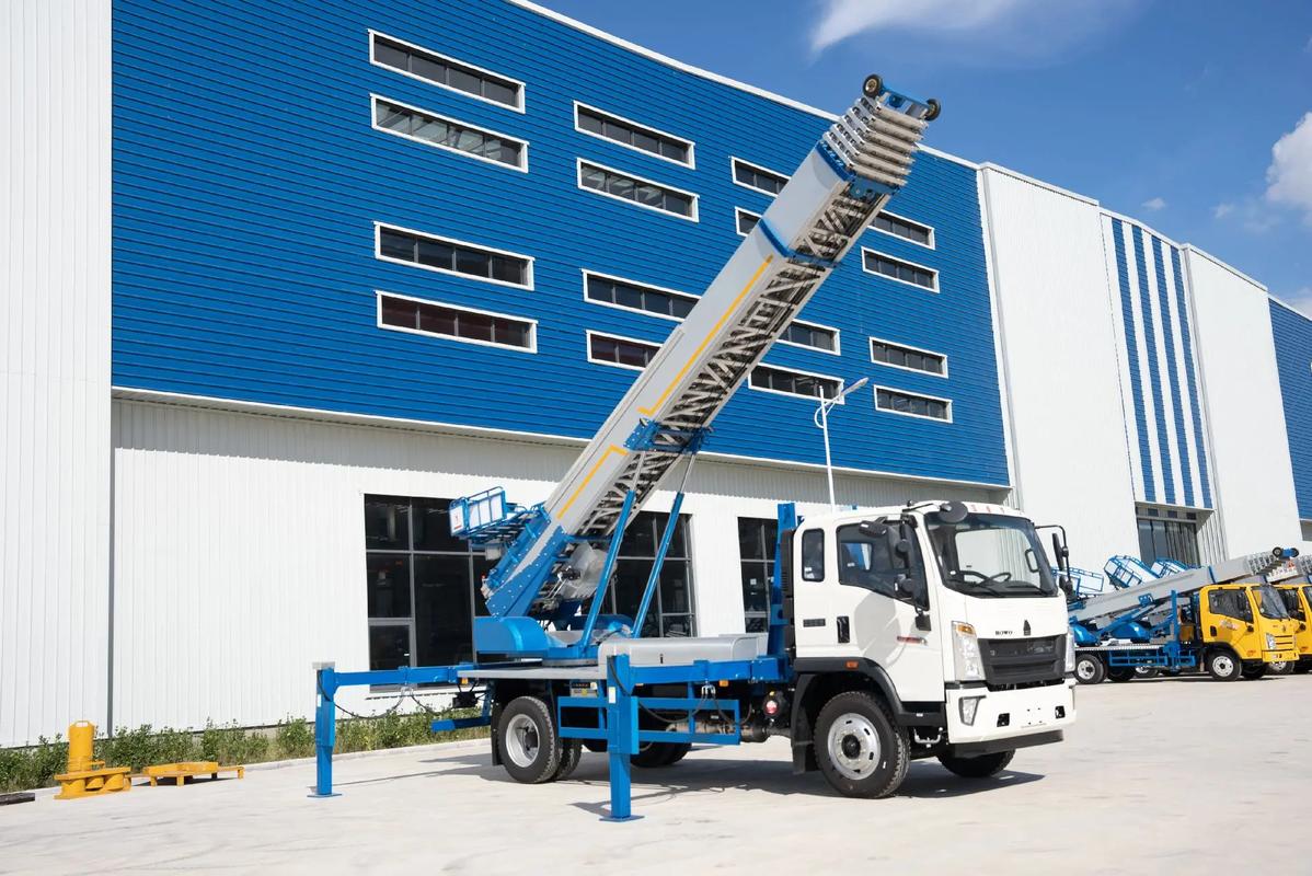 通江小型云梯车上料车租赁多少钱